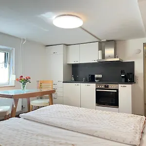 Am Straßland Apartment